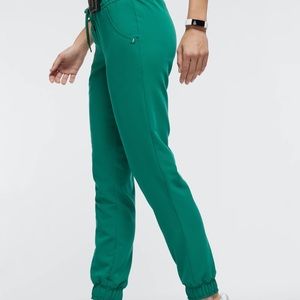 JAANUU Limited edition hunter green scrub set
